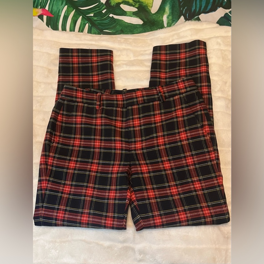 Zara XS/2 Red Black Holiday Fall Winter Preppy Plaid Slim Straight Low Rise Pant